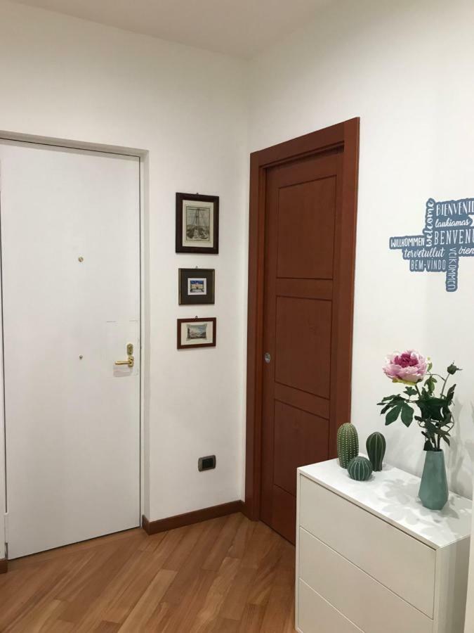 Napoli Charming Apartments Vomero "Fashion And Glamour" Exterior foto